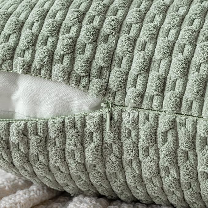 Green Throw Pillows Case